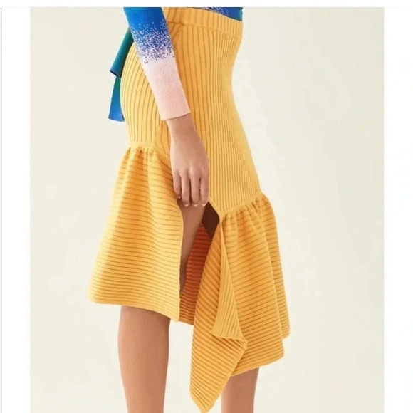 Amur yellow ribbed asymmetrical midi skirt - Picture 3 of 14